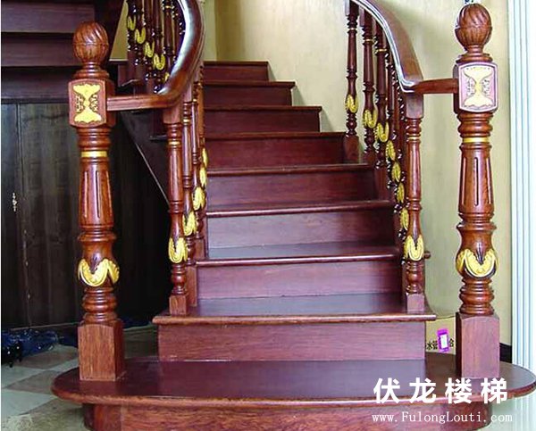 【产品4】别墅实木整体楼梯(图1)